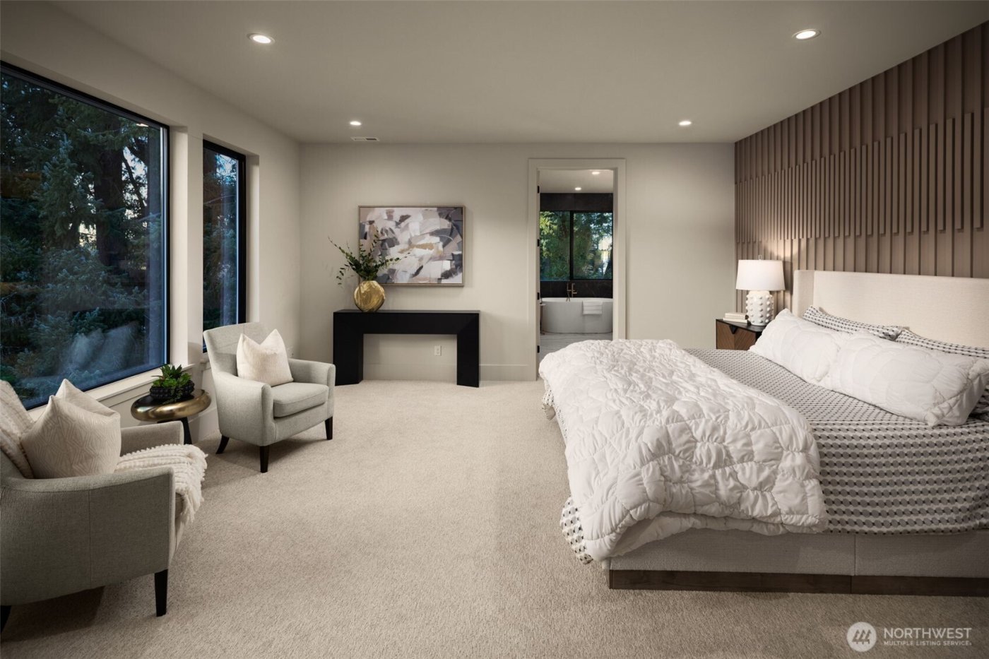 14948 SE 43rd Street , Bellevue, WA 98006