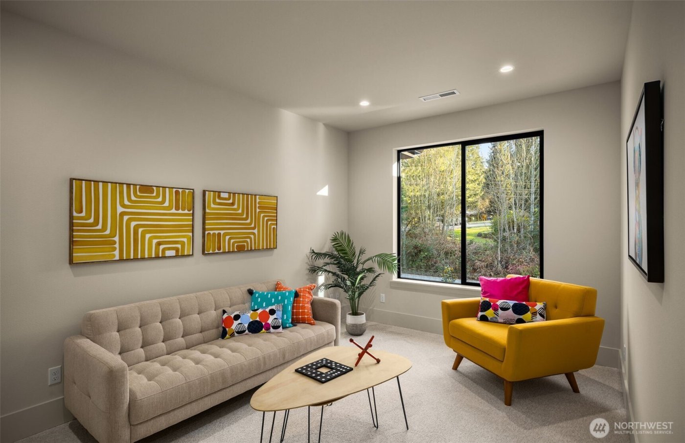 14948 SE 43rd Street , Bellevue, WA 98006