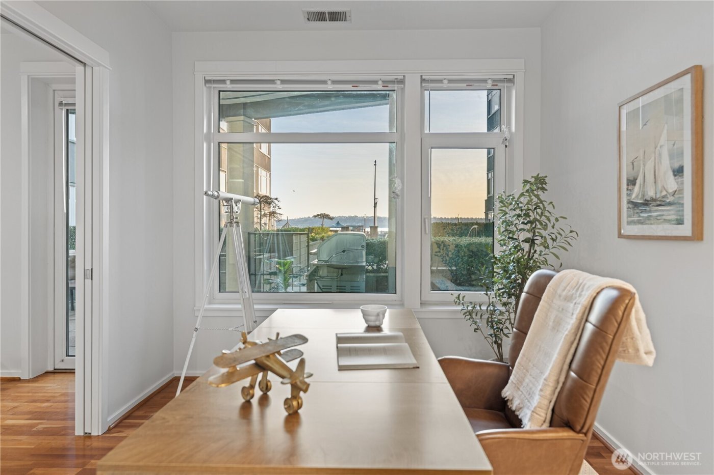 1900 alaskan way #108, Seattle, WA 98121