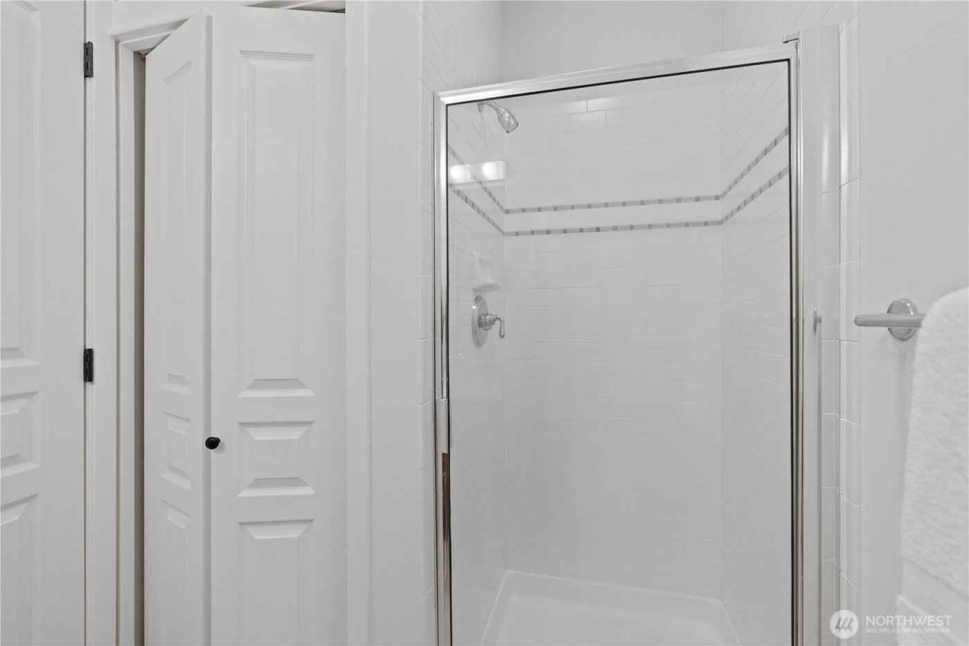 1900 alaskan way #108, Seattle, WA 98121