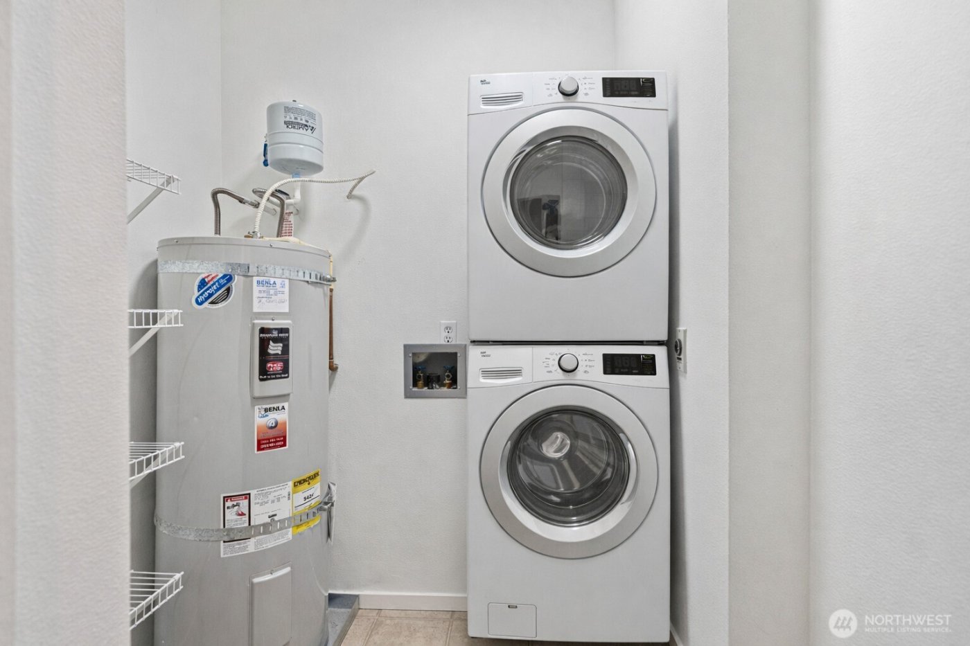 1900 alaskan way #108, Seattle, WA 98121