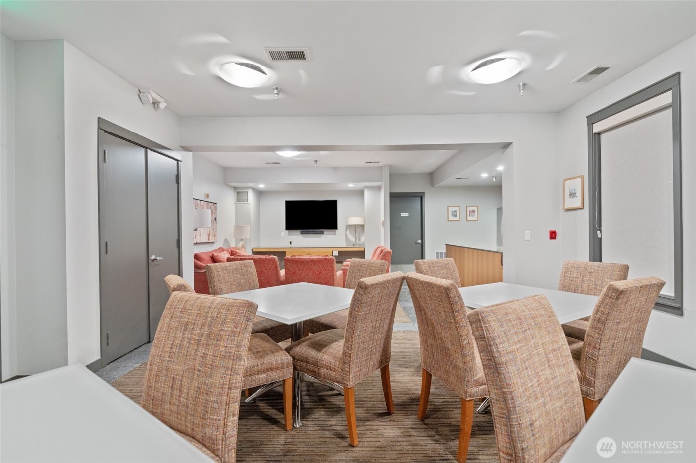 1900 alaskan way #108, Seattle, WA 98121