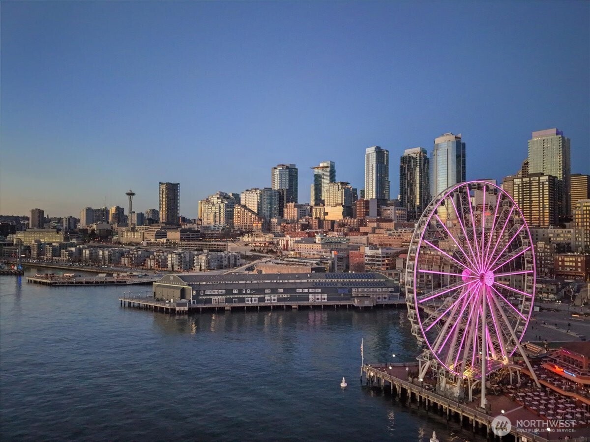 1900 alaskan way #108, Seattle, WA 98121