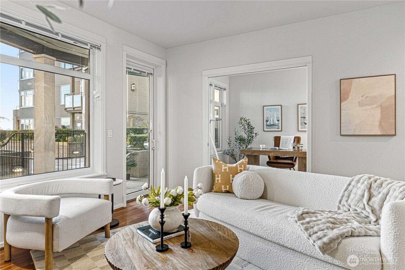 1900 alaskan way #108, Seattle, WA 98121