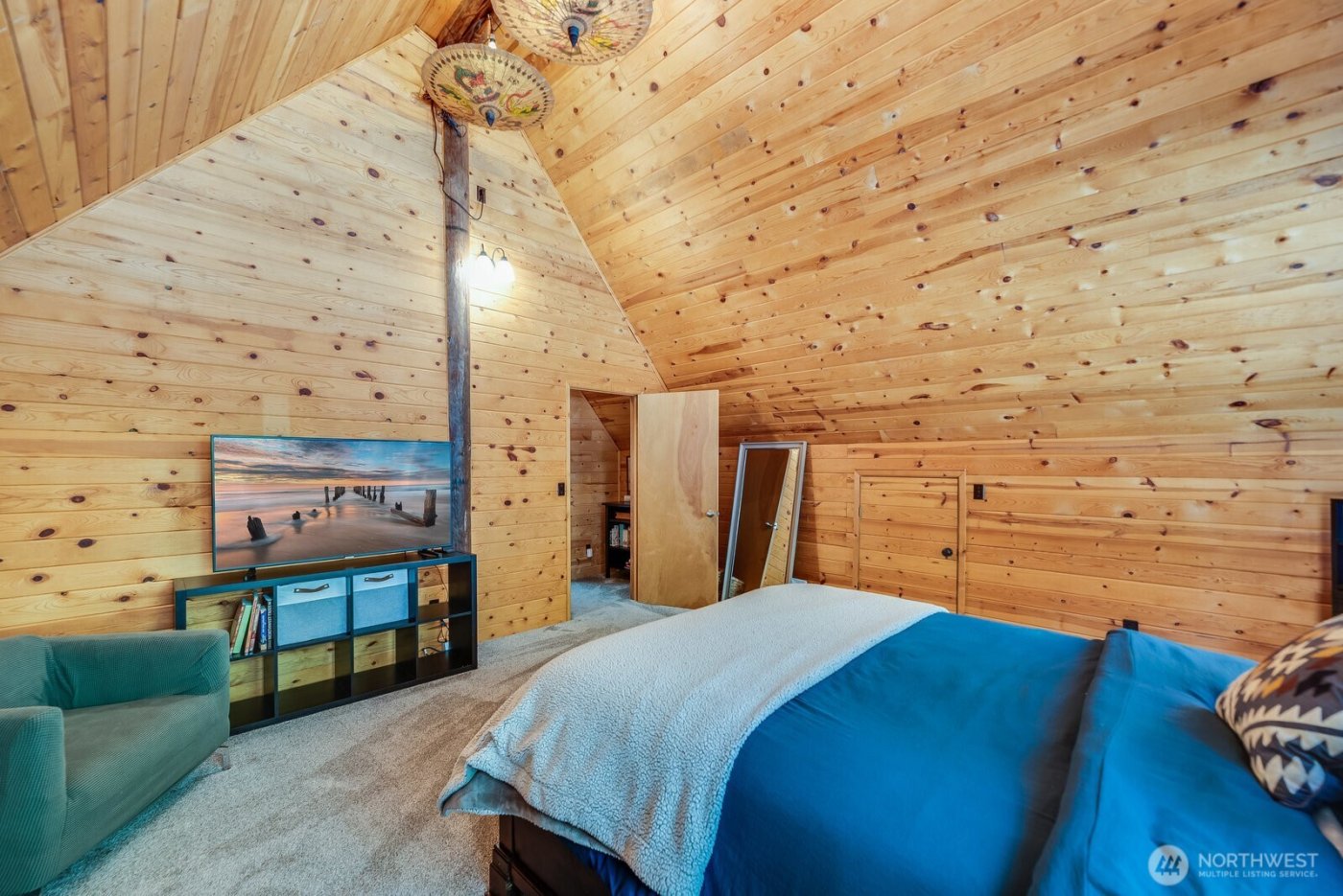 4711 Kachess Lake Rd , Easton, WA 98925