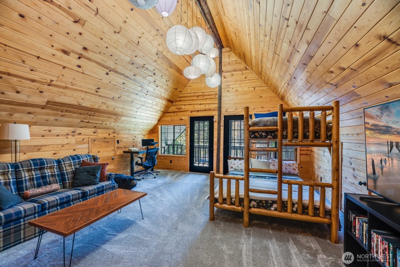 4711 Kachess Lake Rd , Easton, WA 98925