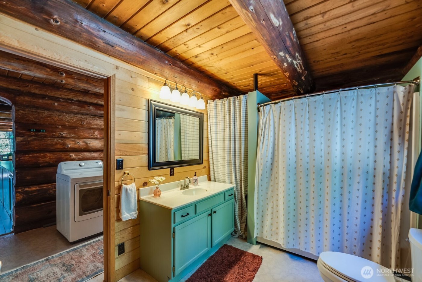 4711 Kachess Lake Rd , Easton, WA 98925