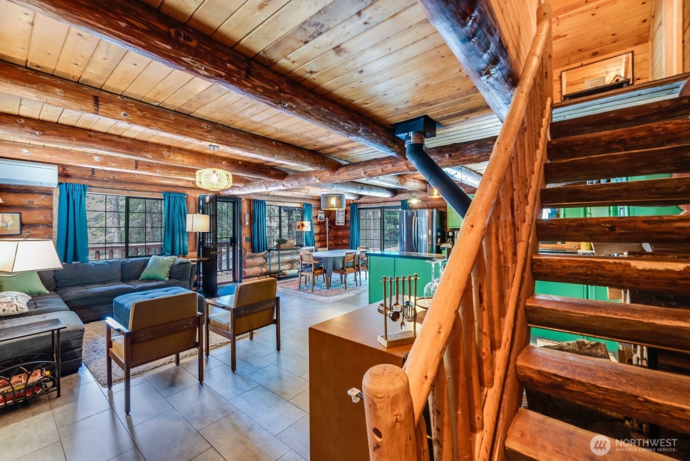 4711 Kachess Lake Rd , Easton, WA 98925