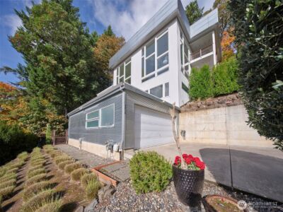 3816 Edgewood Drive , Vancouver, WA 98661 - Photo 2