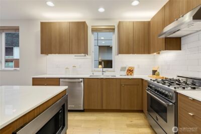 4272 SW Bradford Street , Seattle, WA 98116 - Photo 11