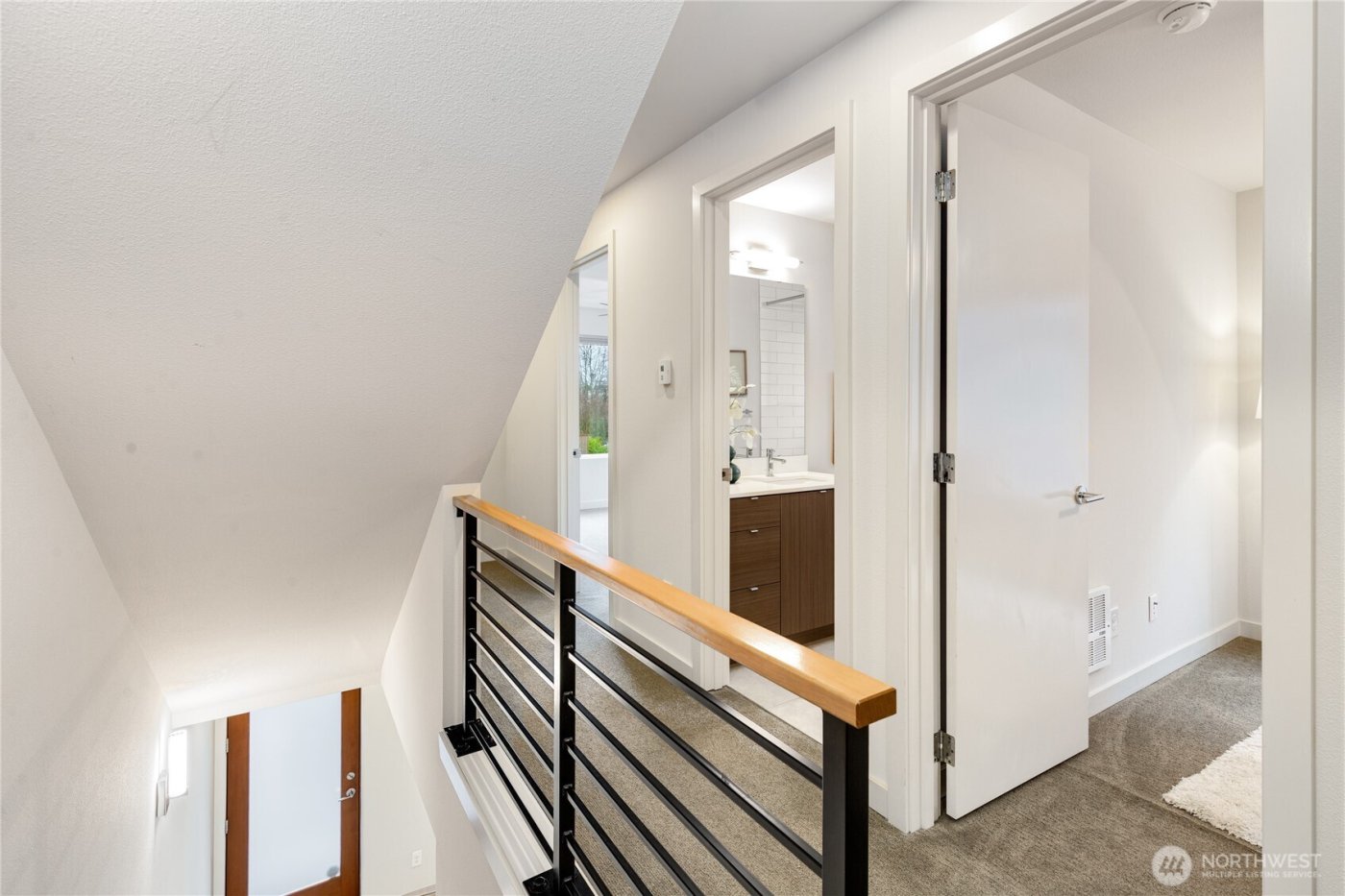 4272 SW Bradford Street , Seattle, WA 98116