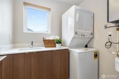 4272 SW Bradford Street , Seattle, WA 98116 - Photo 25