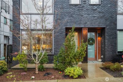 4272 SW Bradford Street , Seattle, WA 98116 - Photo 3