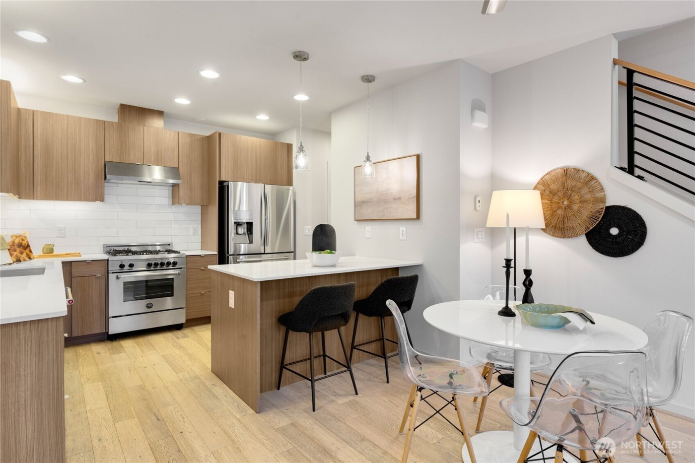 4272 SW Bradford Street , Seattle, WA 98116