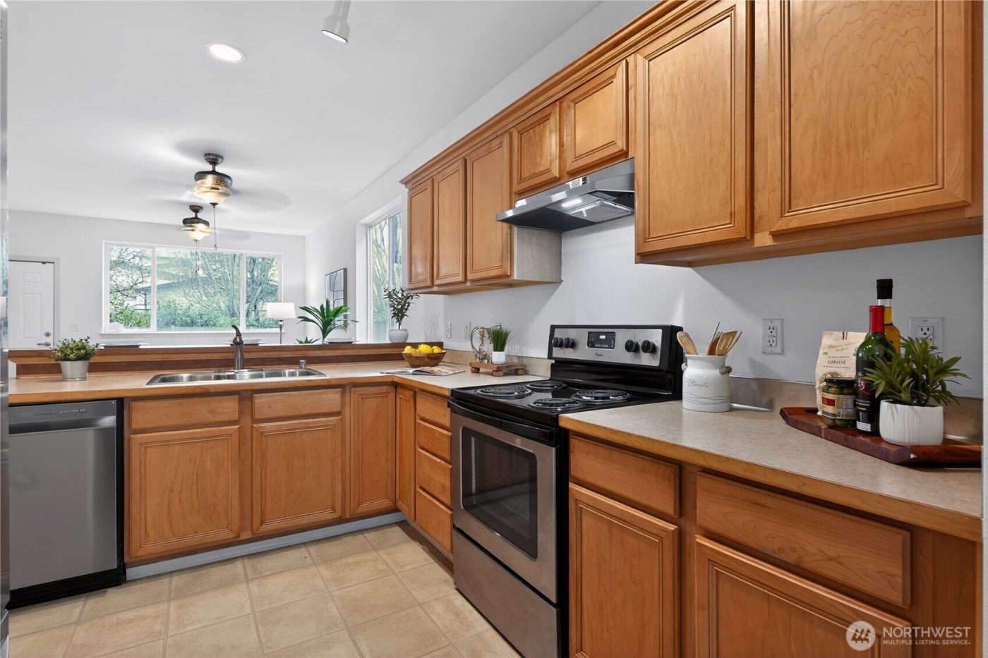 2818 57th Court E, Fife, WA 98424