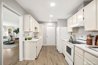 4084 220th Place SE #1038, Issaquah, WA 98029 - Photo 7