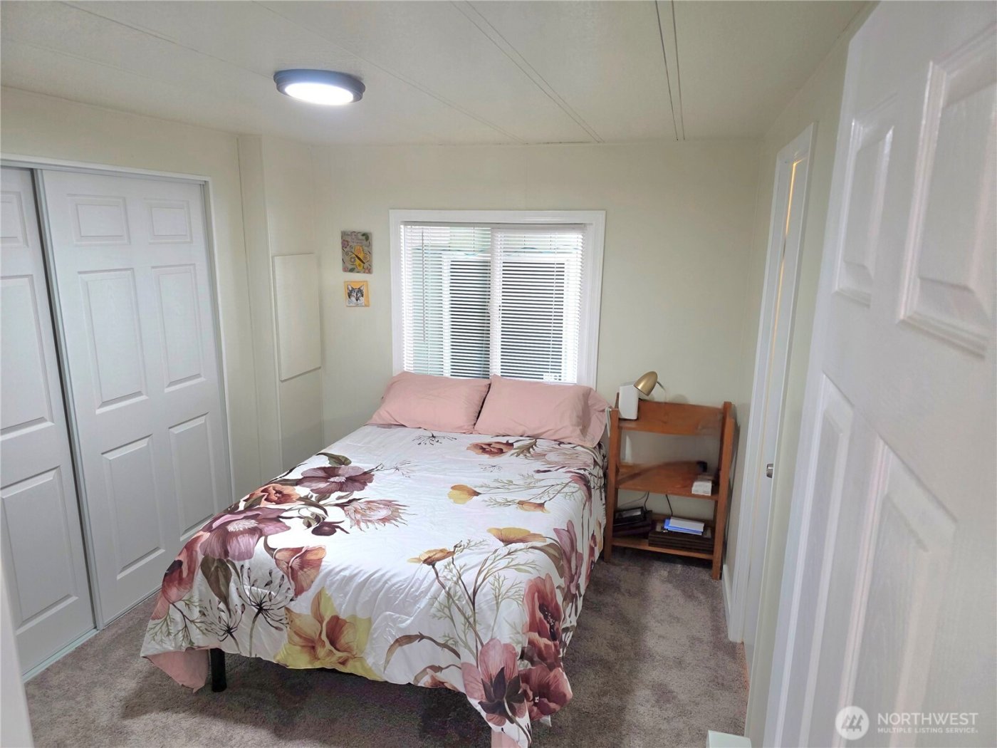 2397 Nightingale Lane , Kelso, WA 98626