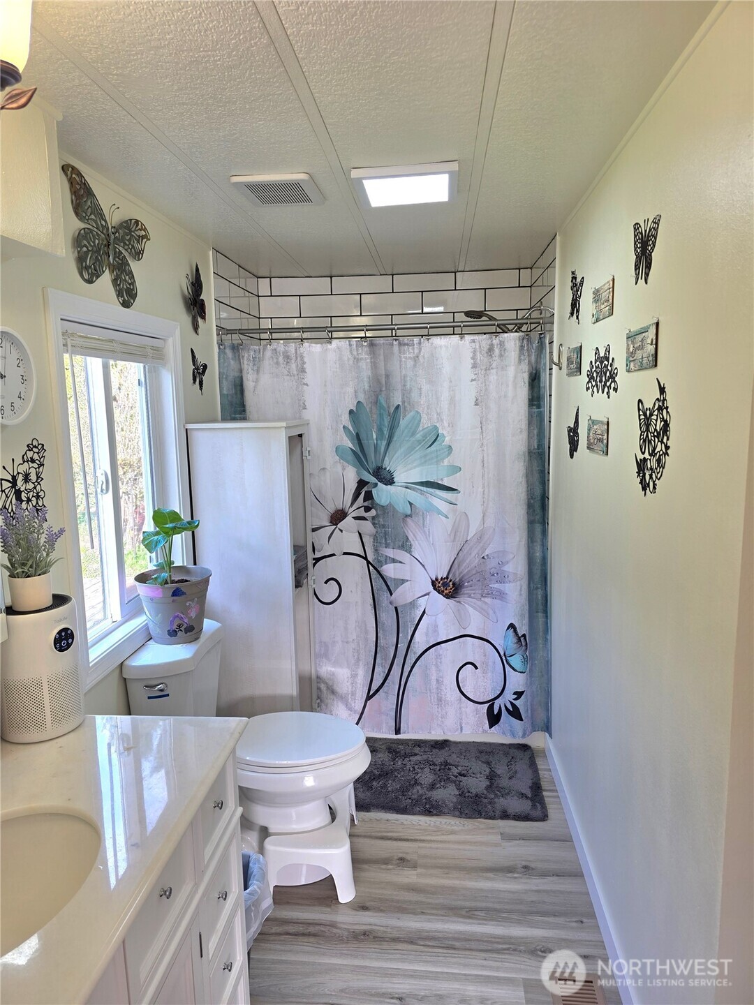 2397 Nightingale Lane , Kelso, WA 98626