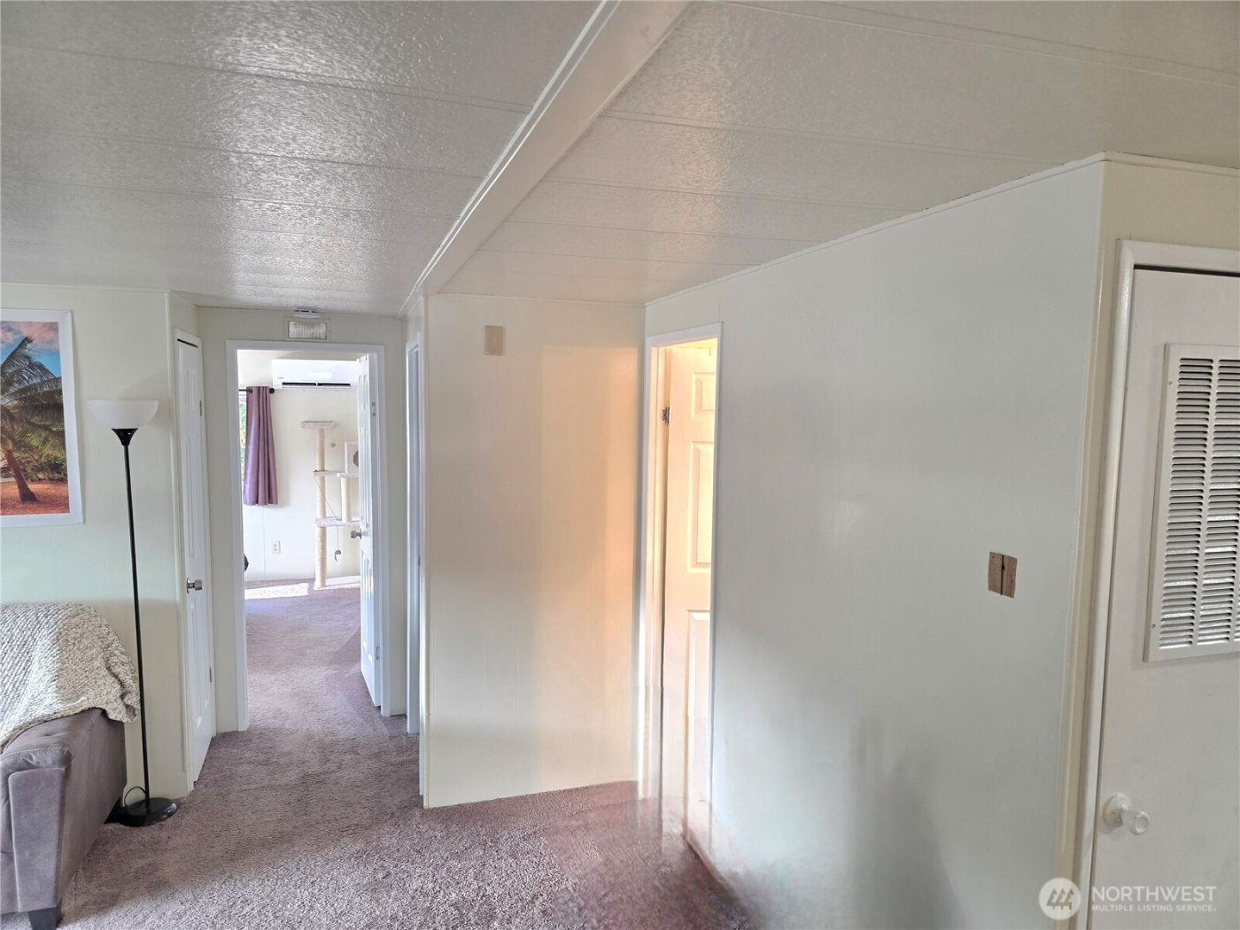 2397 Nightingale Lane , Kelso, WA 98626