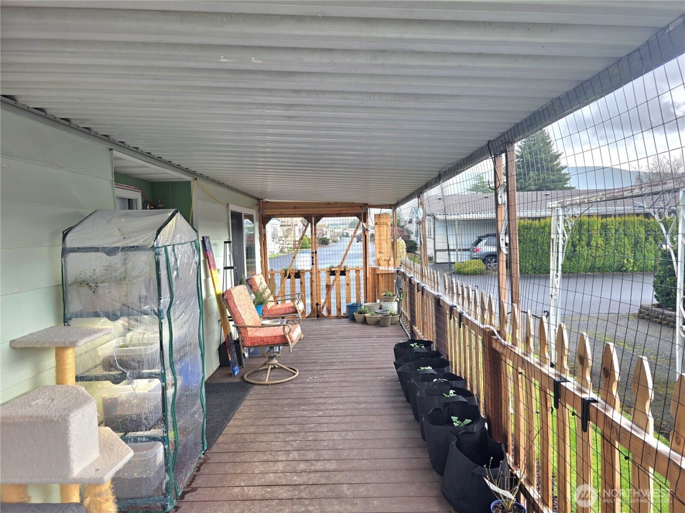 2397 Nightingale Lane , Kelso, WA 98626