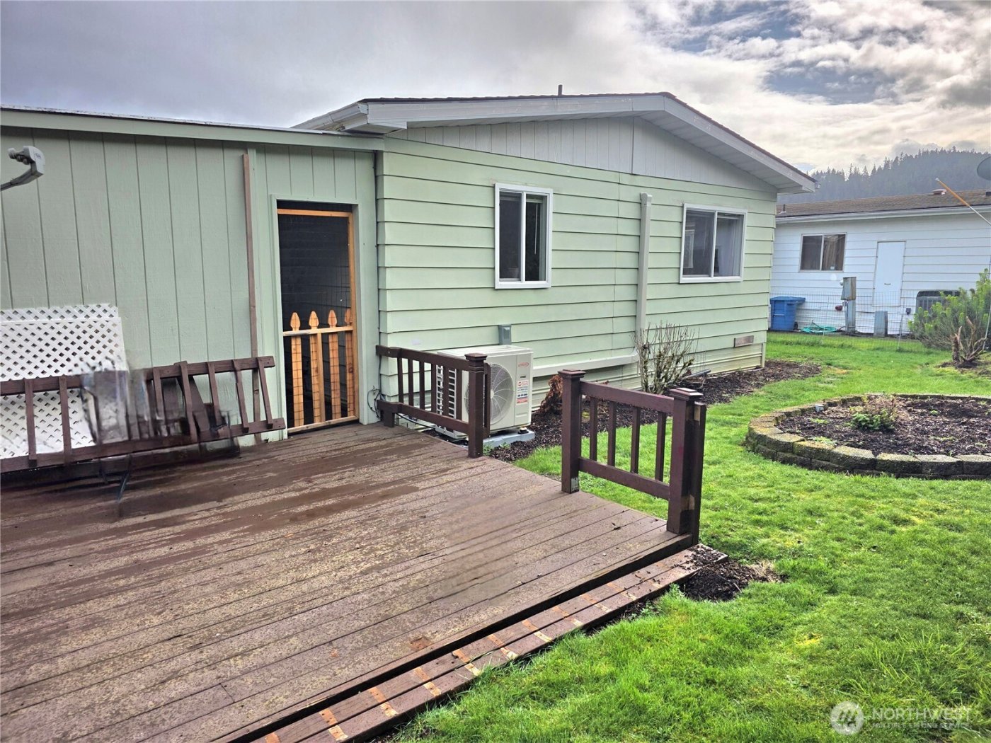 2397 Nightingale Lane , Kelso, WA 98626