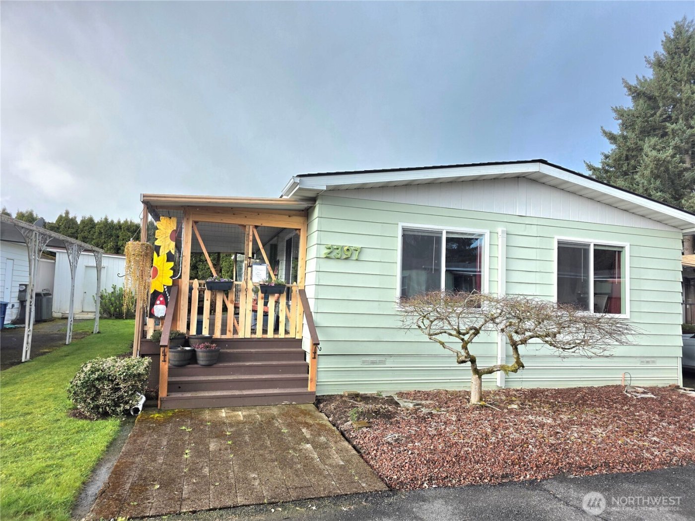 2397 Nightingale Lane , Kelso, WA 98626