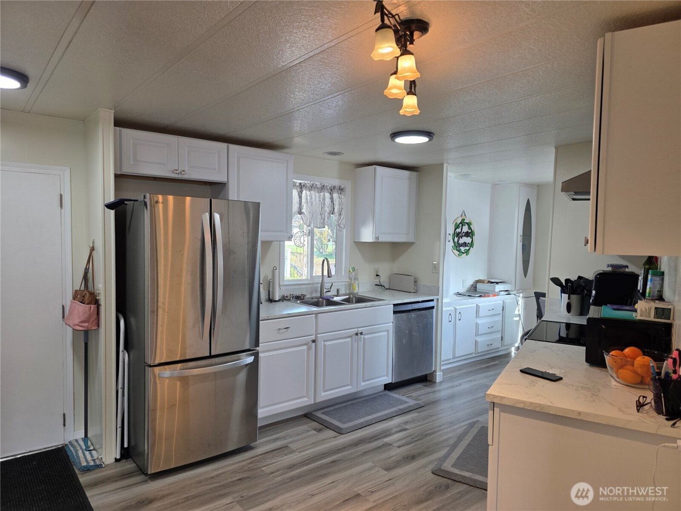 2397 Nightingale Lane , Kelso, WA 98626