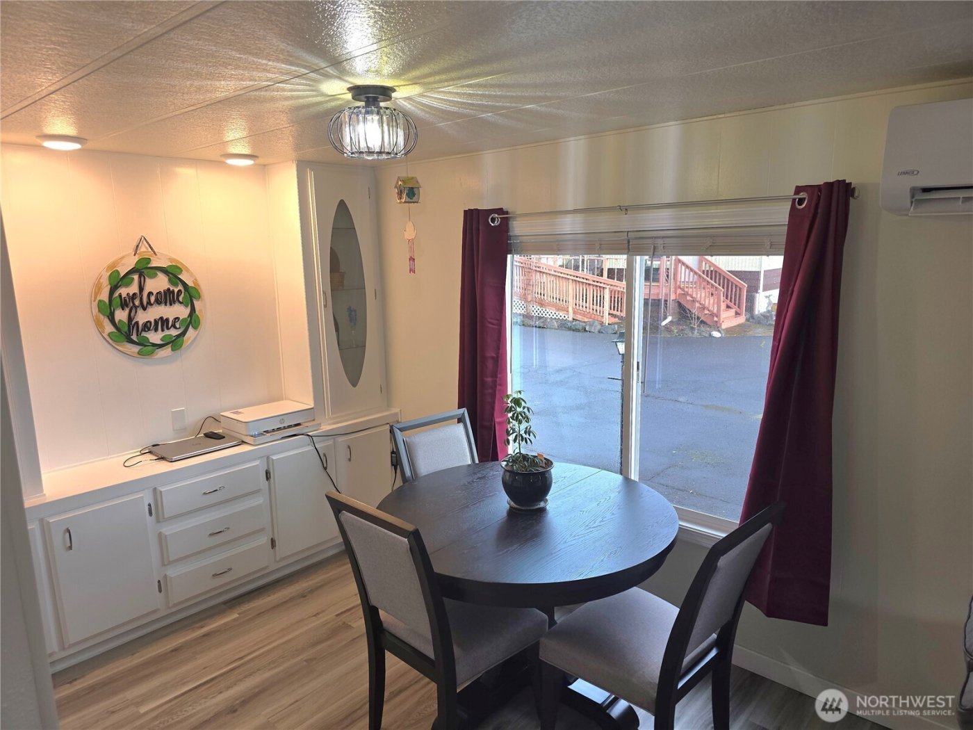 2397 Nightingale Lane , Kelso, WA 98626