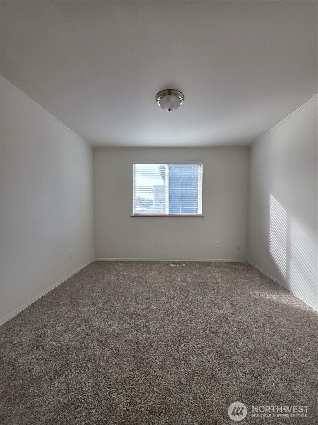 17611 67th Avenue Ct E, Puyallup, WA 98375