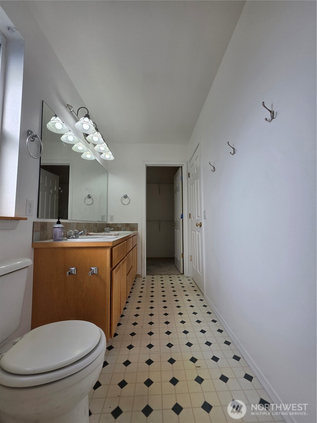 17611 67th Avenue Ct E, Puyallup, WA 98375