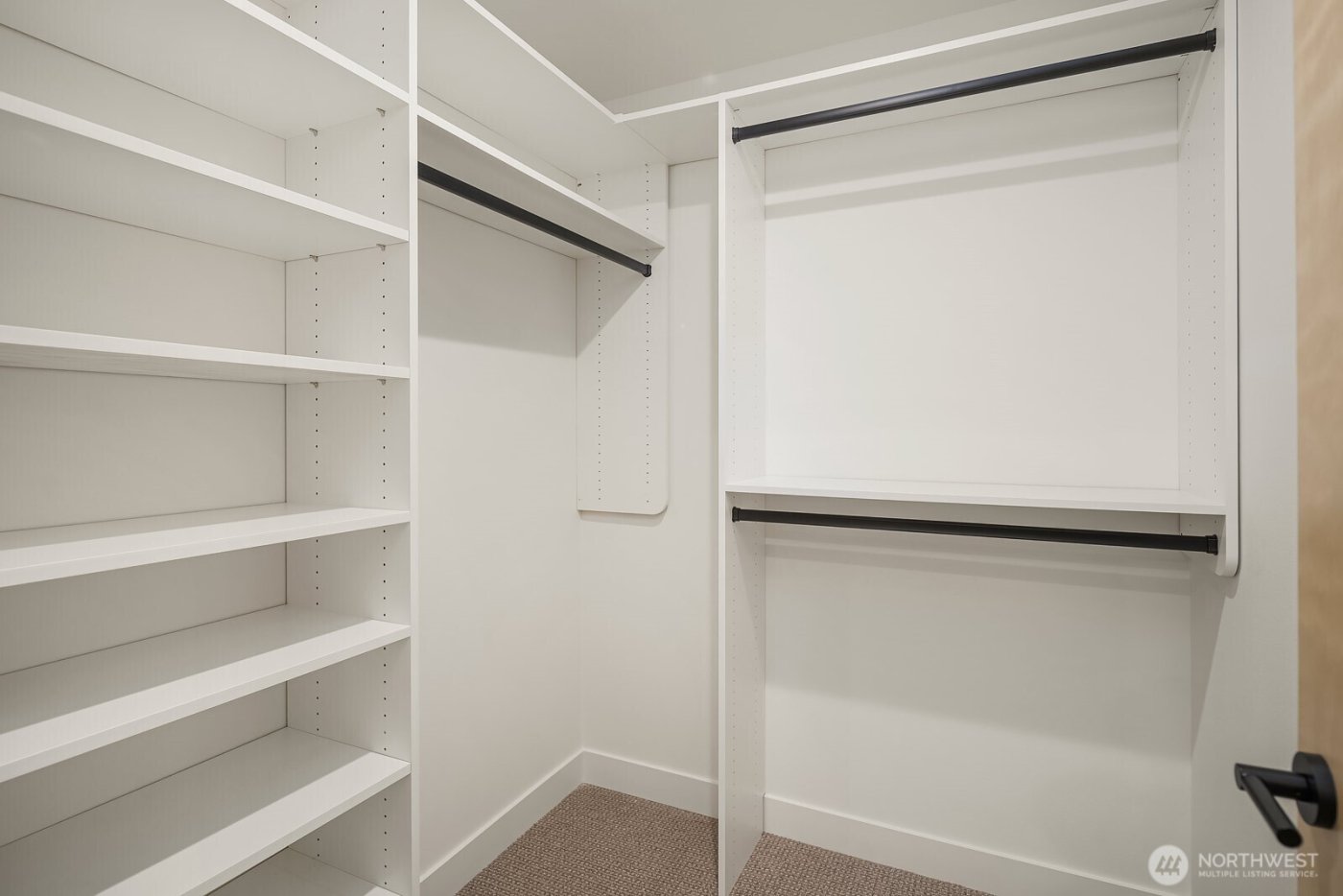 1810 E Mercer Street , Seattle, WA 98112