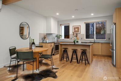 1810 E Mercer Street , Seattle, WA 98112 - Photo 6