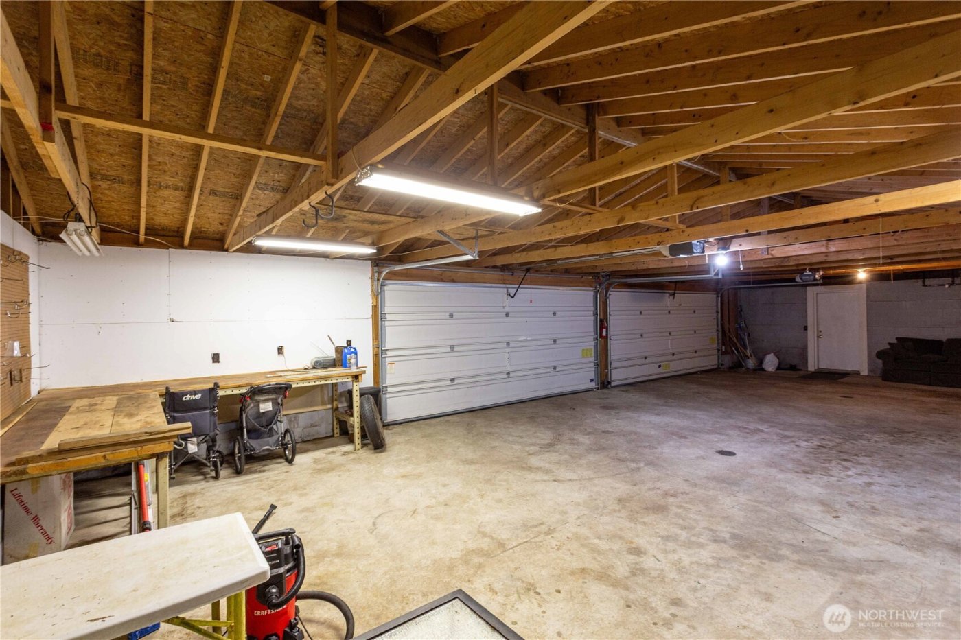 9005 108th Street NE, Arlington, WA 98223