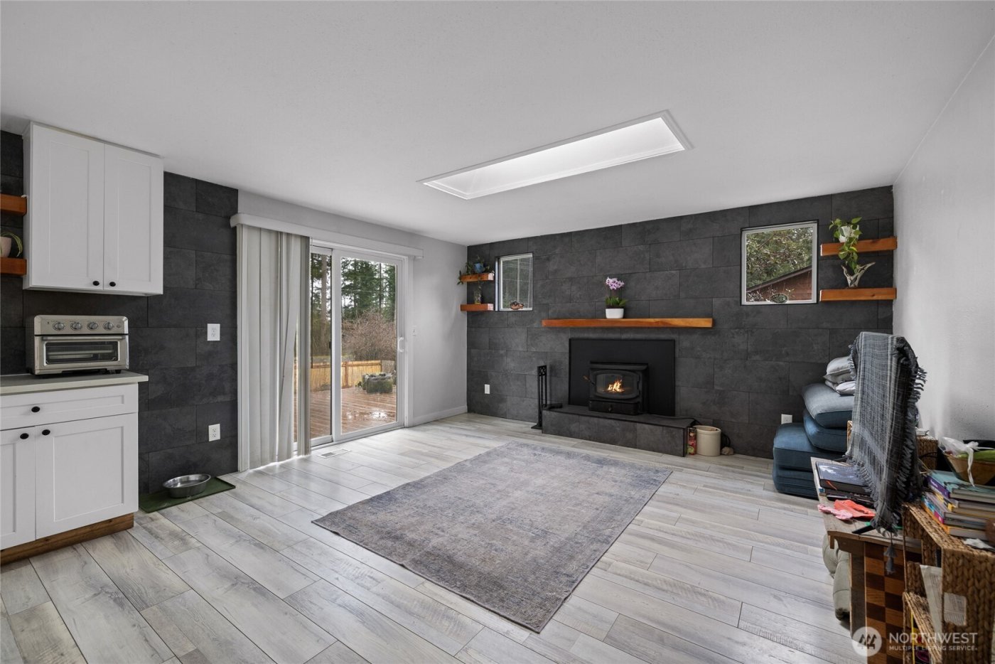 2837 Johns Place NE, Olympia, WA 98516