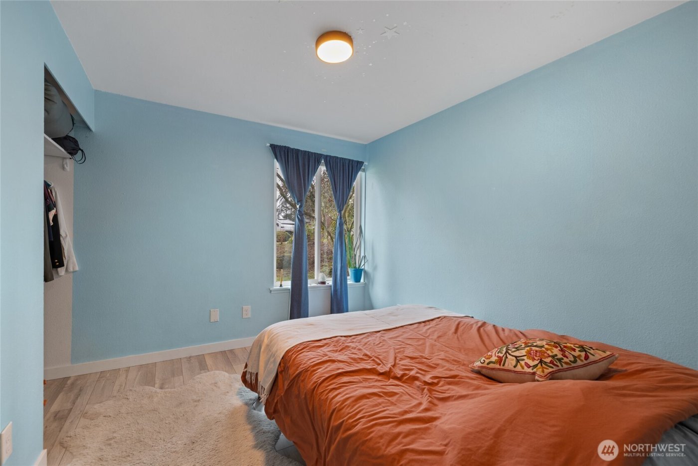 2837 Johns Place NE, Olympia, WA 98516