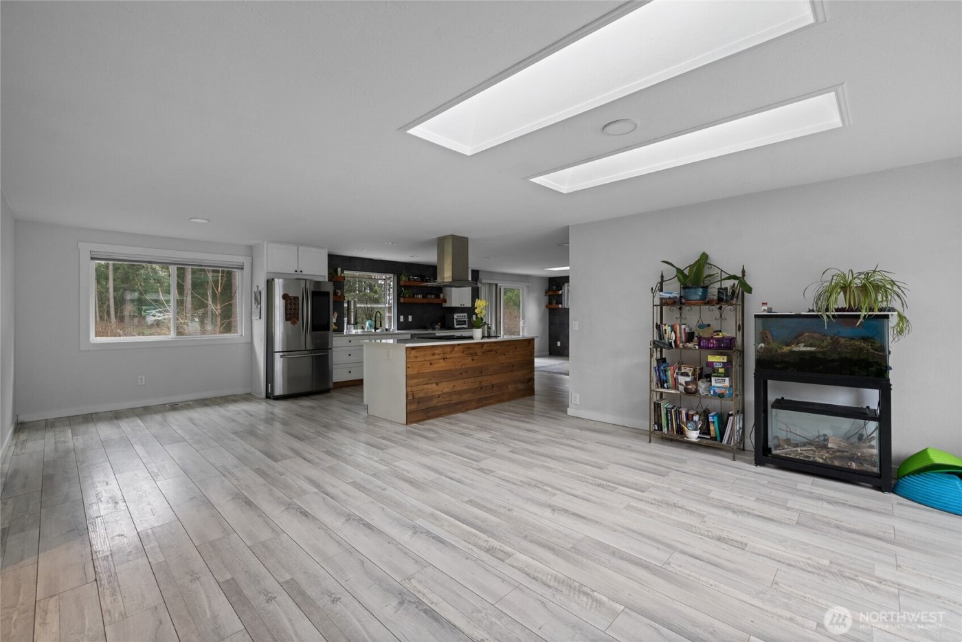 2837 Johns Place NE, Olympia, WA 98516