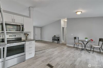 12818 Prairie Ridge Drive E, Bonney Lake, WA 98391-7582 - Photo 15