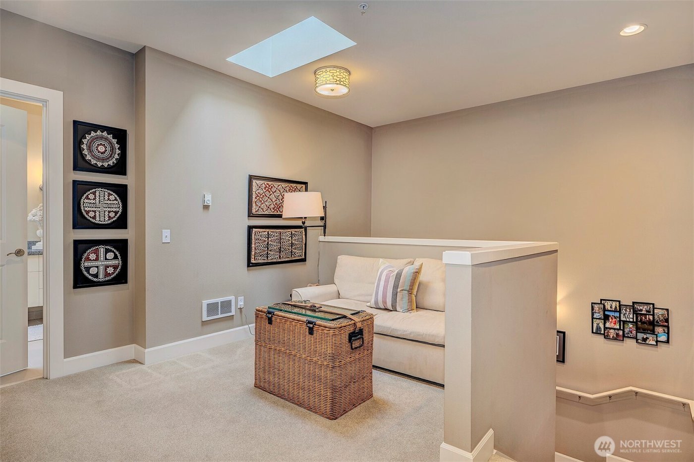 61 Pine Street #201, Edmonds, WA 98020