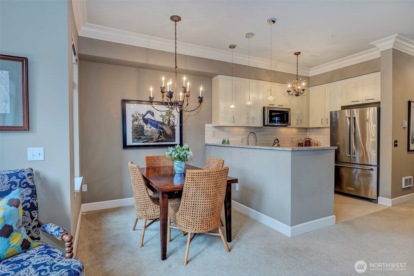 61 Pine Street #201, Edmonds, WA 98020