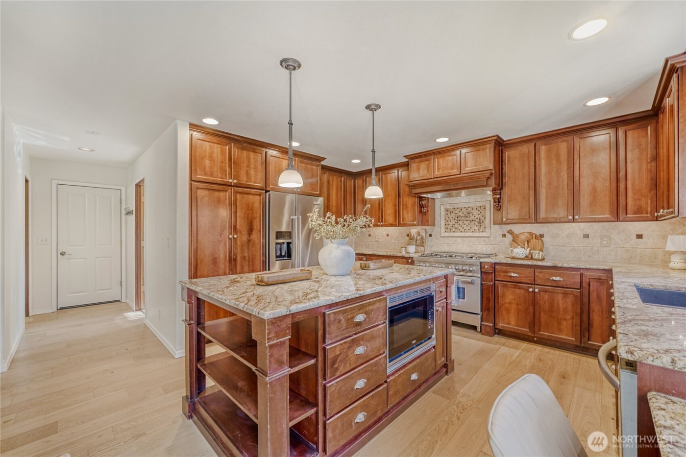 20119 208th Avenue SE, Renton, WA 98058