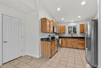 11411 199th Avenue E, Bonney Lake, WA 98391 - Photo 7