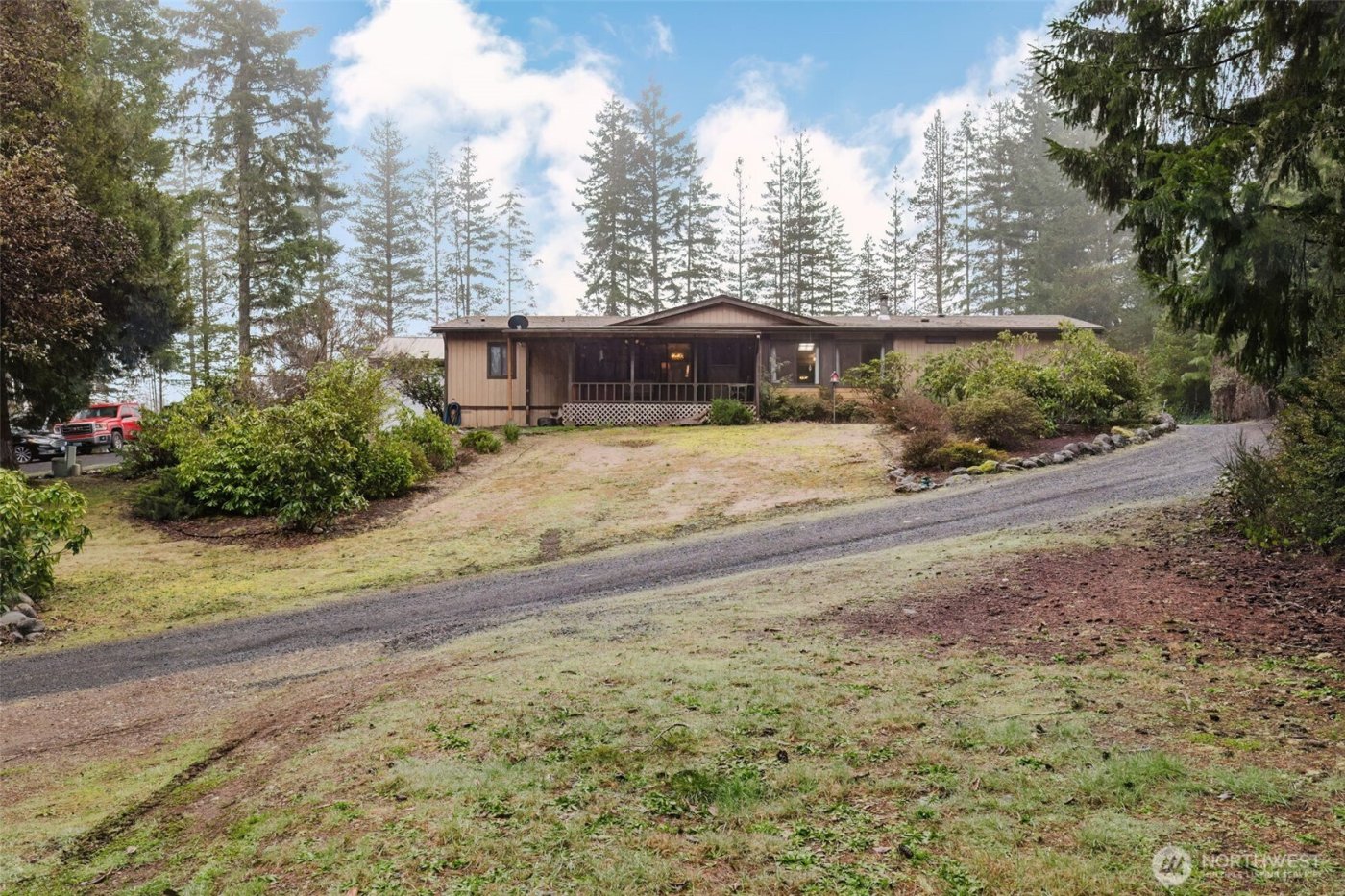 482 E hyland Drive , Union, WA 98592