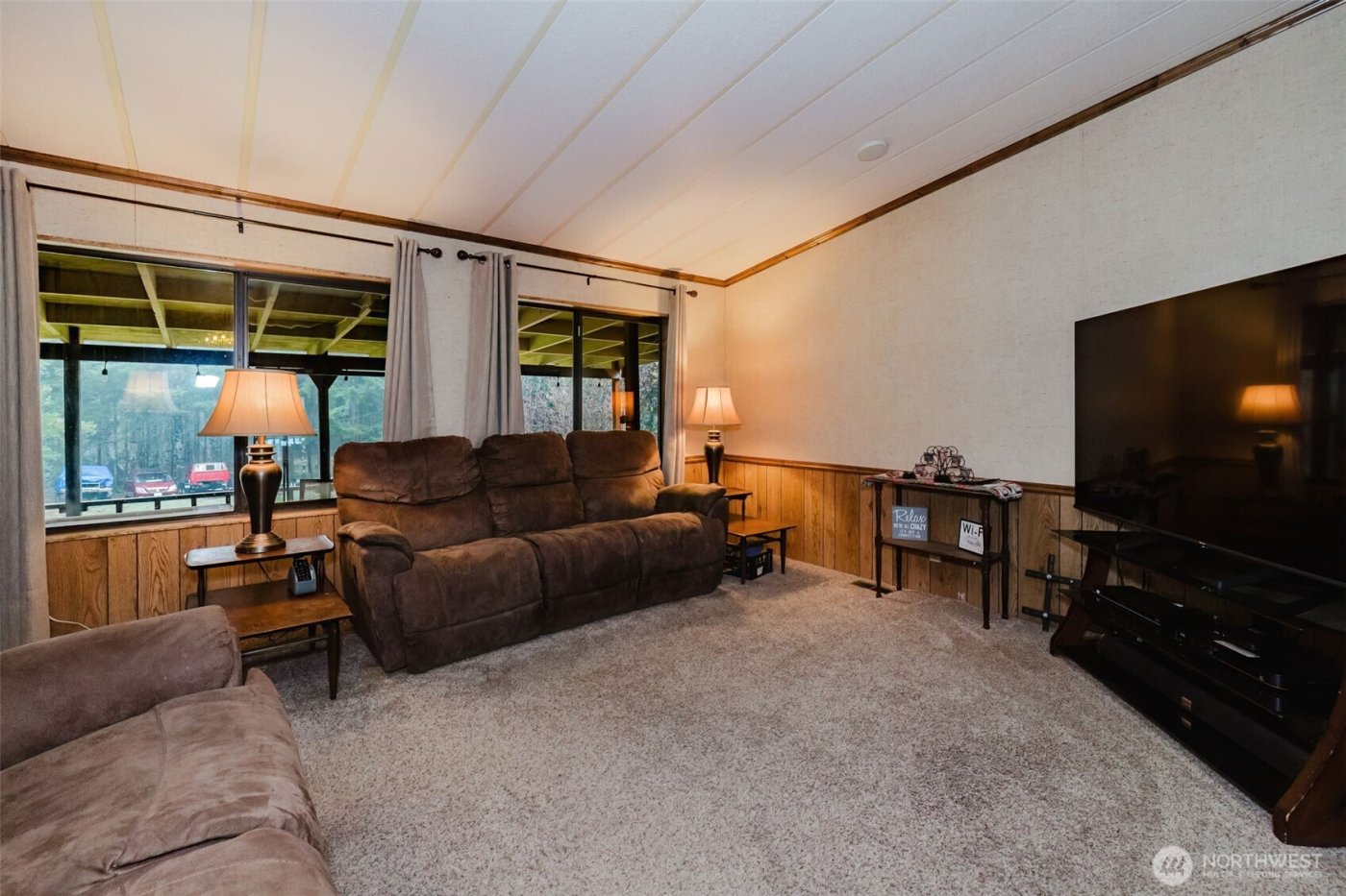 482 E hyland Drive , Union, WA 98592