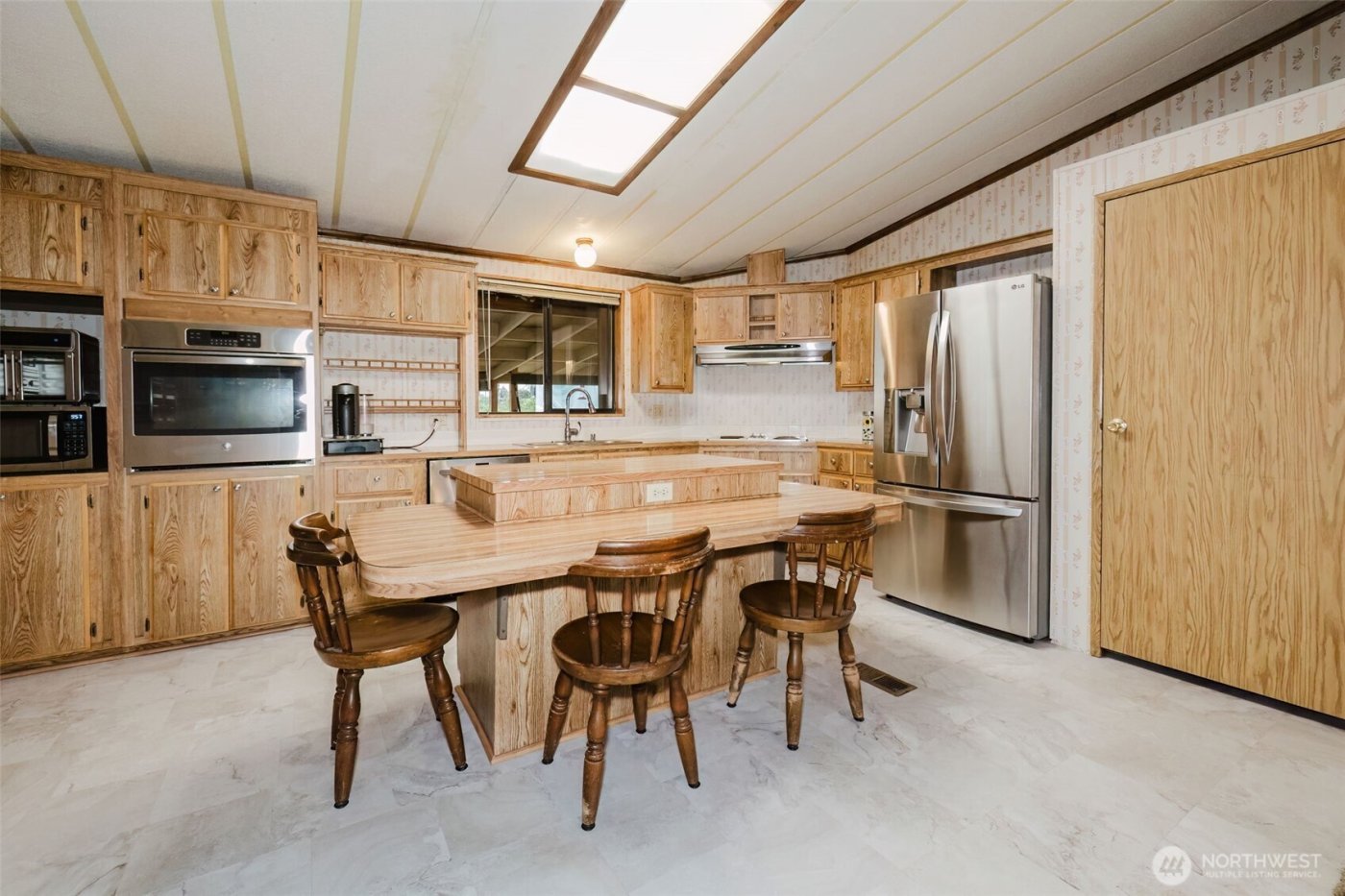 482 E hyland Drive , Union, WA 98592