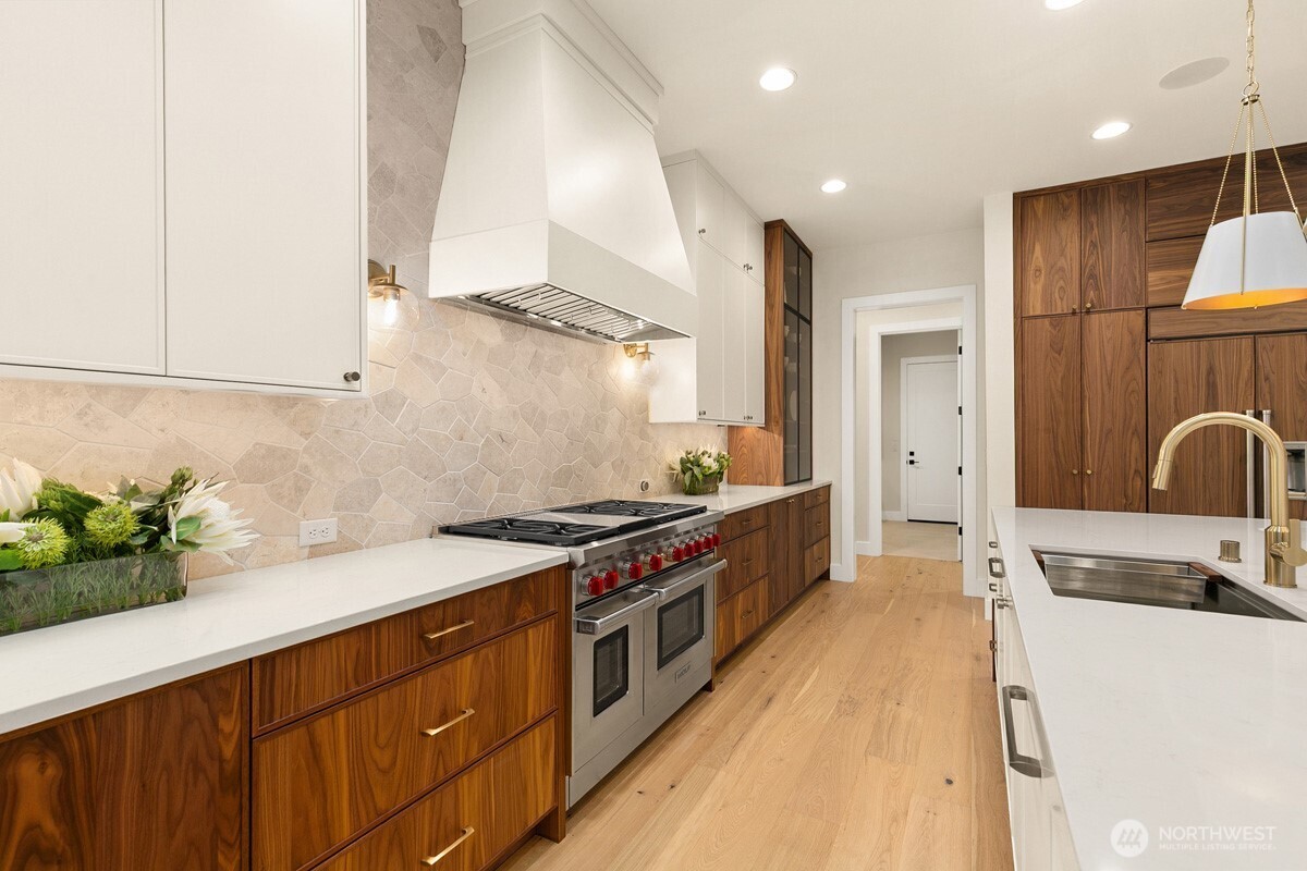 27 Tulalip Key , Bellevue, WA 98006