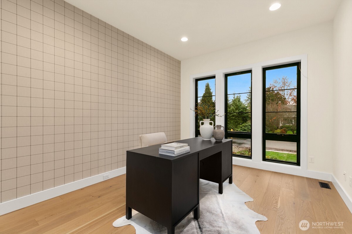 27 Tulalip Key , Bellevue, WA 98006