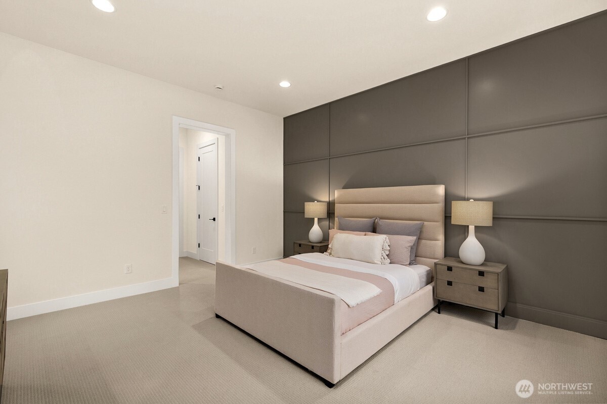 27 Tulalip Key , Bellevue, WA 98006