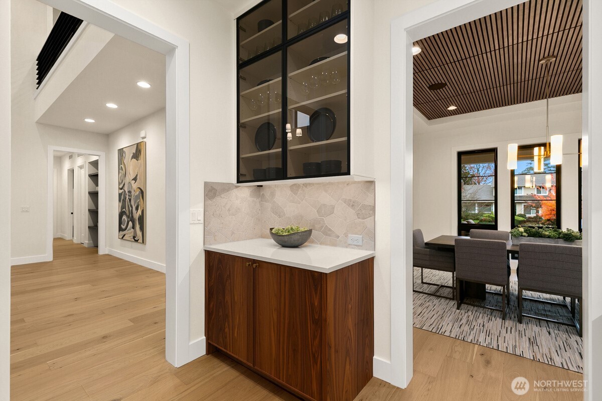 27 Tulalip Key , Bellevue, WA 98006