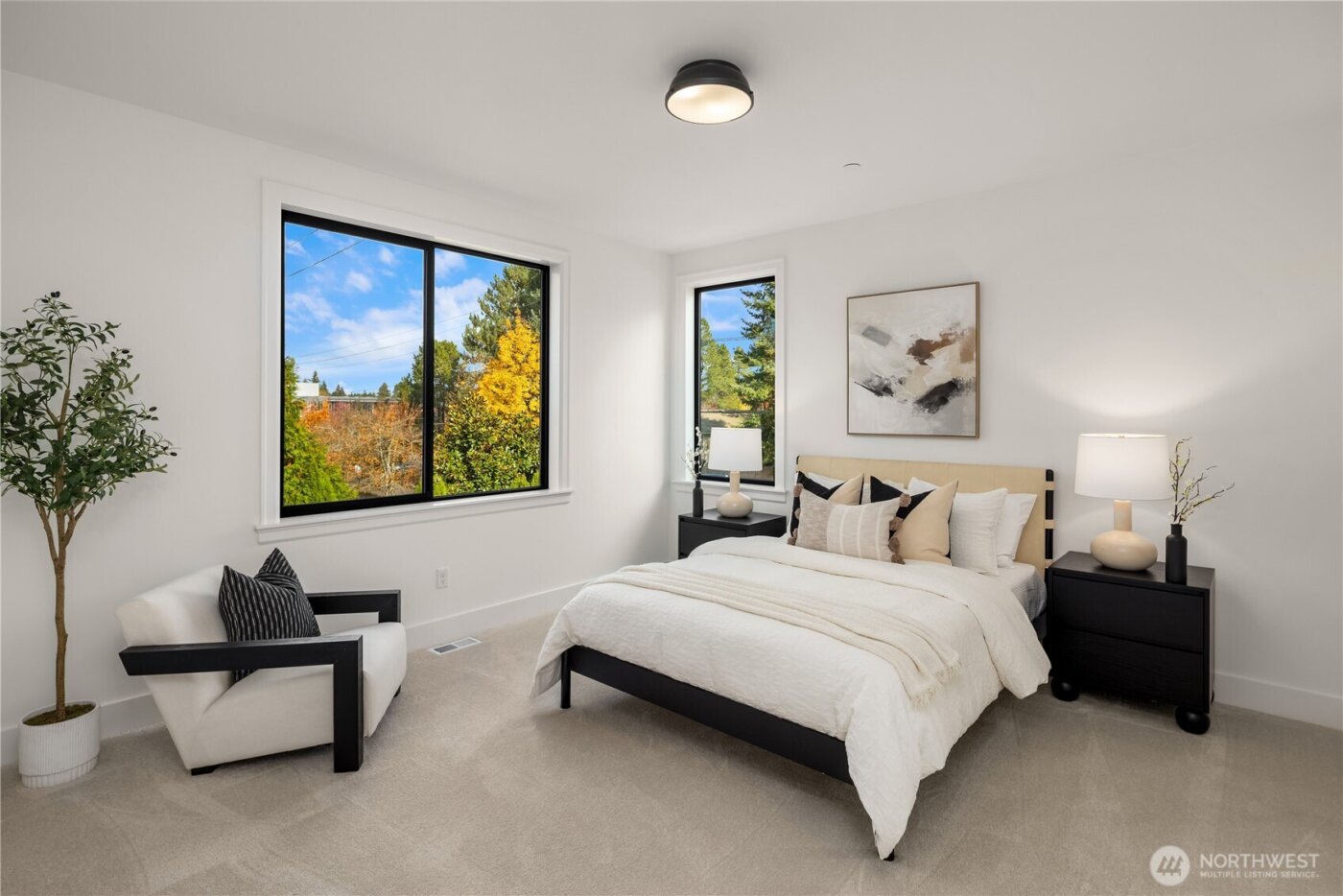 13988 SE 5th Street , Bellevue, WA 98005