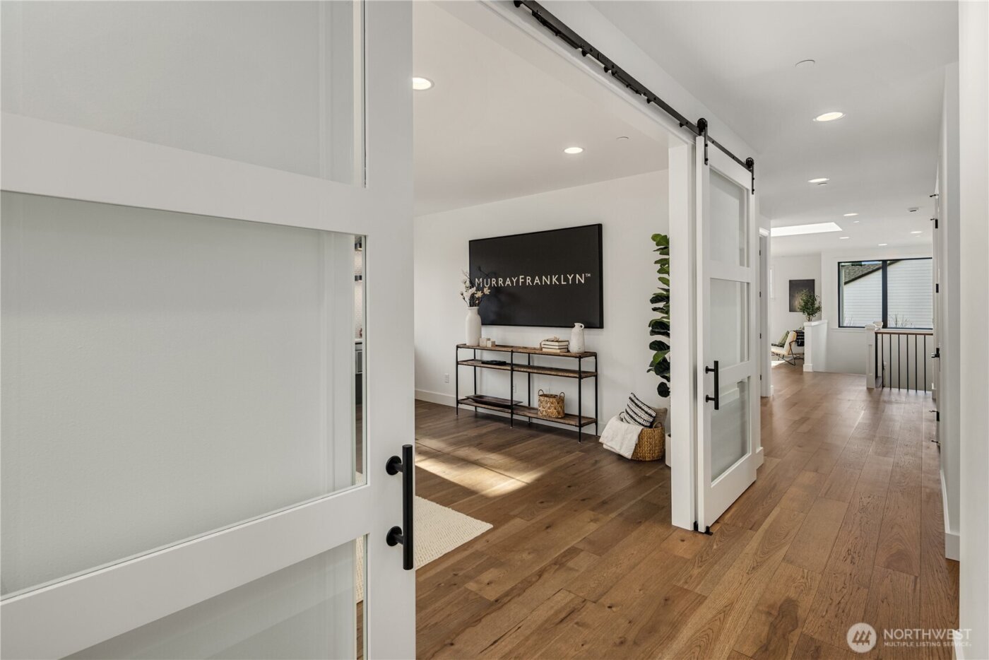 13988 SE 5th Street , Bellevue, WA 98005